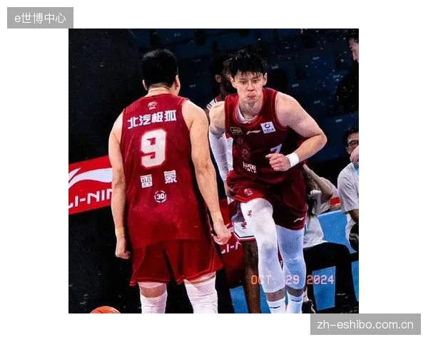 传统强队广东与辽宁跌出常规赛四强，上海和深圳的崛起改变了联盟竞争格局。